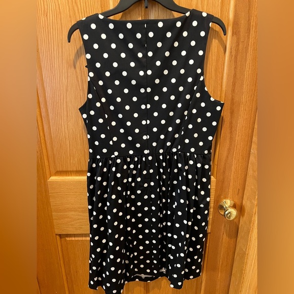 NWOT Lauren Conrad Bow Detail Dot Dress Women’s Size 10 - Picture 4 of 6